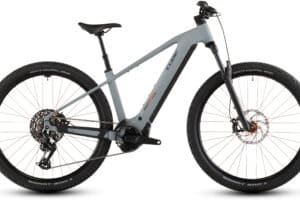 Cube Reaction Hybrid Race 800